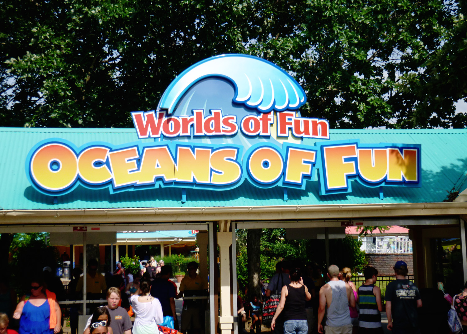 Oceans of Fun in Kansas City, Missouri has some of the best kiddie water areas in town! For celebration of a holiday, special occasion or just making fun memories with your family. This is a visit you don't want to miss.
